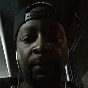 Meet your Posher, Derrick